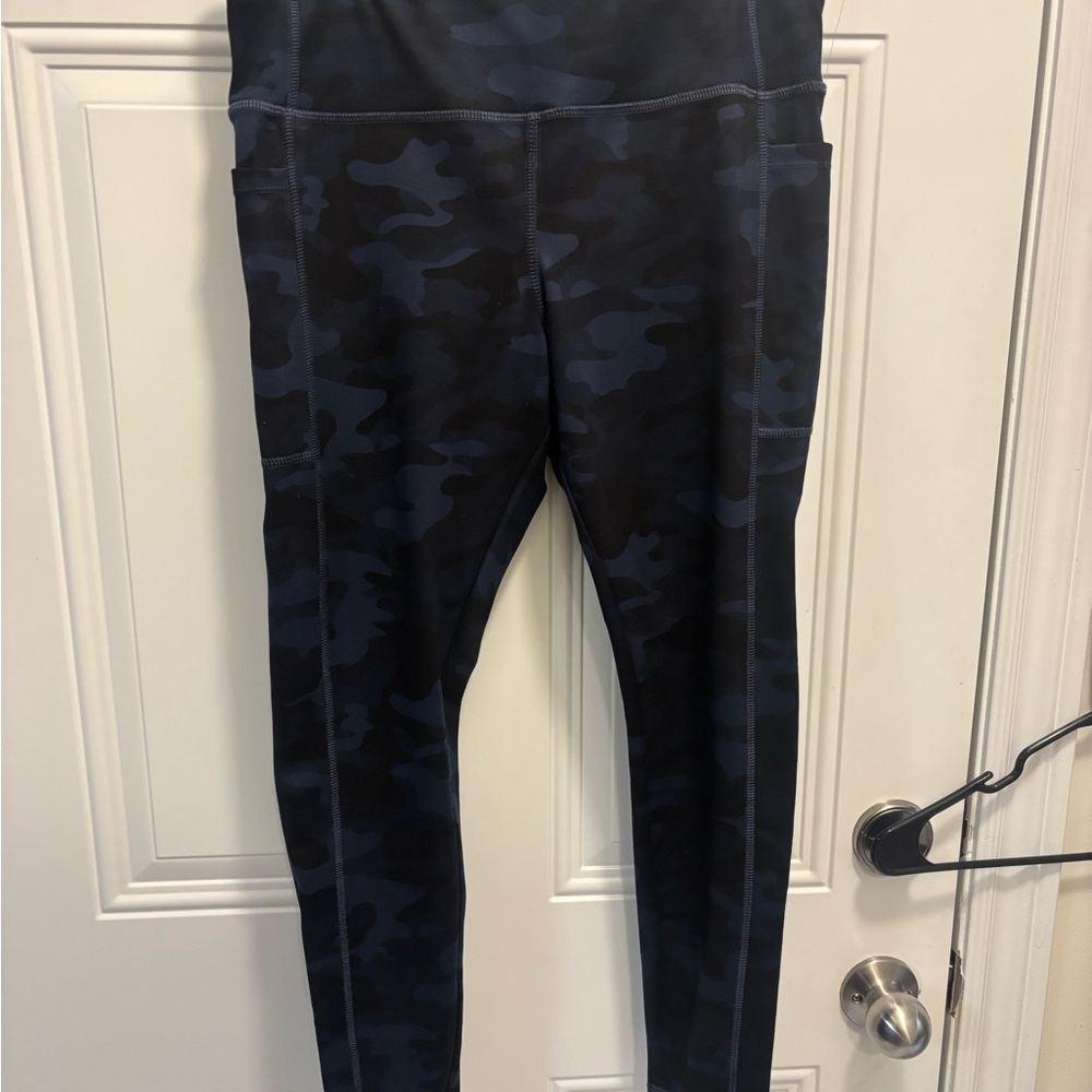 Danskin Navy and Black Leggings